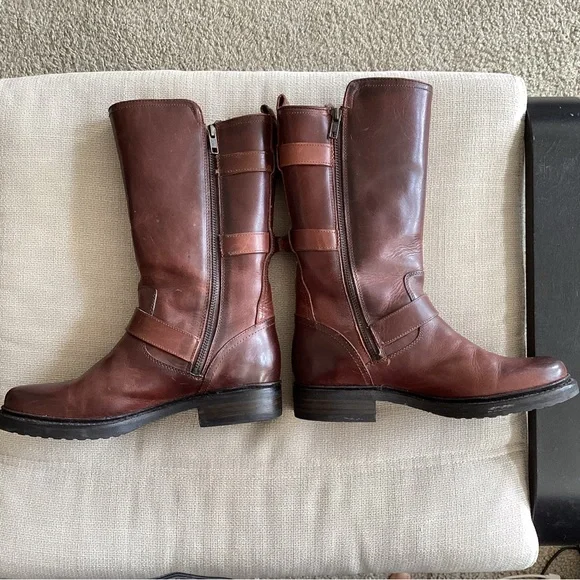 Frye Dark Brown Leather Boots 7 - Picture 2 of 12
